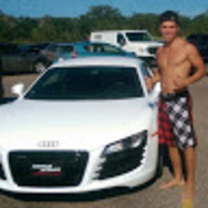 Meet your Posher, Astronaut